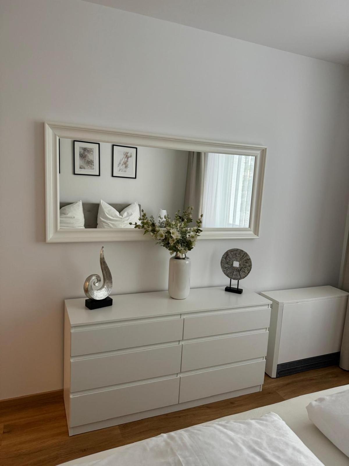 Elegant Apartament In Central Location Graz-Free Parking กราซ ภายนอก รูปภาพ